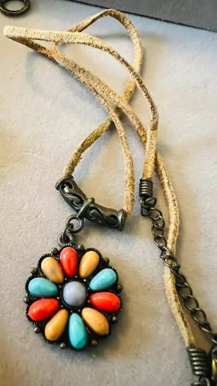 Boho Floral Faux Stone Necklace and Bracelet Set